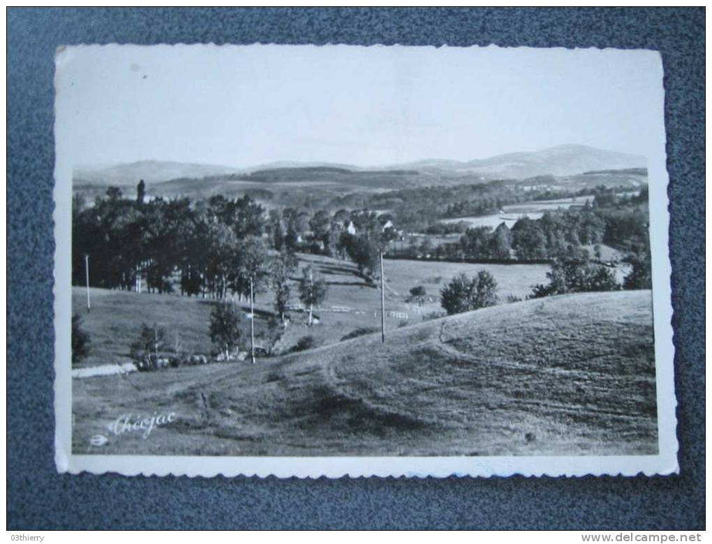 CPSM 19 - TREIGNAC - VUE SUR LES MONEDIERES - - Treignac