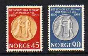NORVEGE       Neuf **      Y. Et T.  N° 392 Et 393         Cote: 4,00 Euros - Unused Stamps