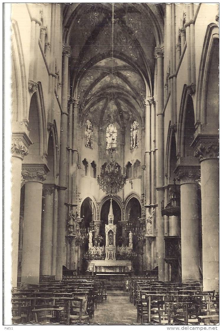 63 - Aigueperse : Intérieur De L'église - Aigueperse