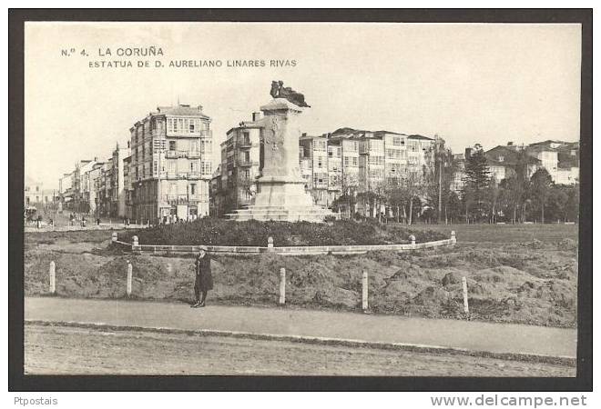 LA CORUNA (Spain) - Estatua De D. Aureliano Linares Rivas - La Coruña