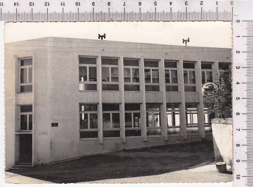 GALLARGUES LE MONTIEUX -  Ecole Maternelle - Gallargues-le-Montueux