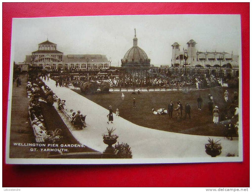 CPA ¨PHOTO-ANGLETERRE -WELLINGTON PIER GARDENS,GT YARMOUTH-ANIMEE-NON VOYAGEE - - Great Yarmouth