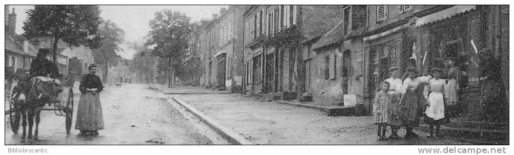 D58 - LA MACHINE - VUE ANIMEE DE LA RUE DU BOURG - La Machine