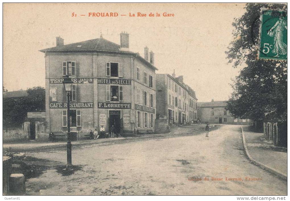 CPA (54)  FROUARD   Rue De La Gare - Frouard