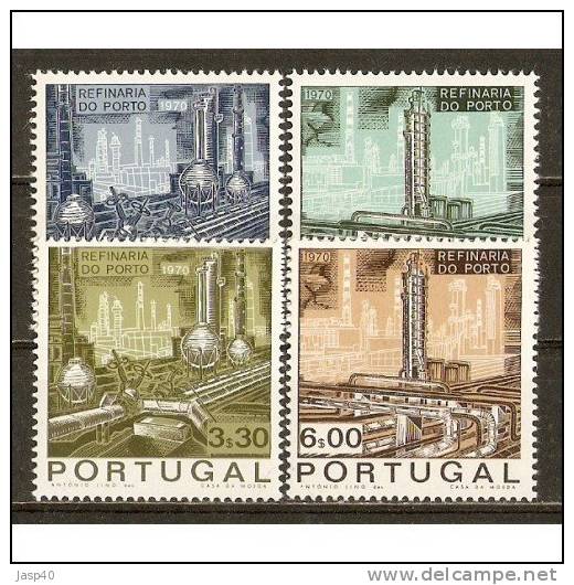 PORTUGAL AFINSA 1066/1069 - SÉRIE NOVA, COM CHARNEIRA - Unused Stamps