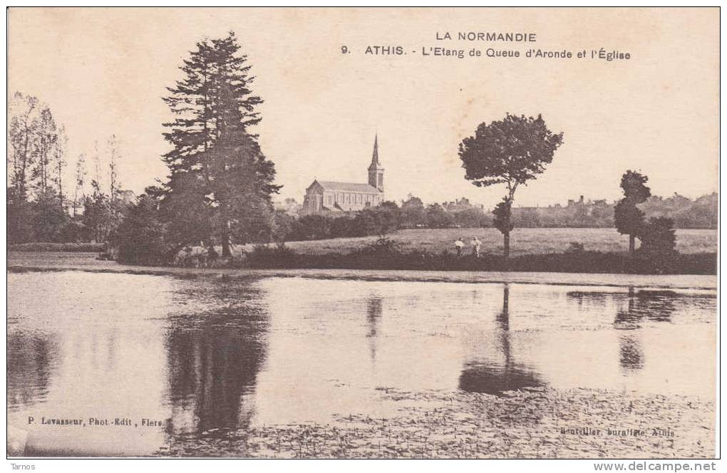 ATHIS LA NORMANDIE L ETANG DE QUEUE D ARONDE ET L EGLISE - Athis De L'Orne