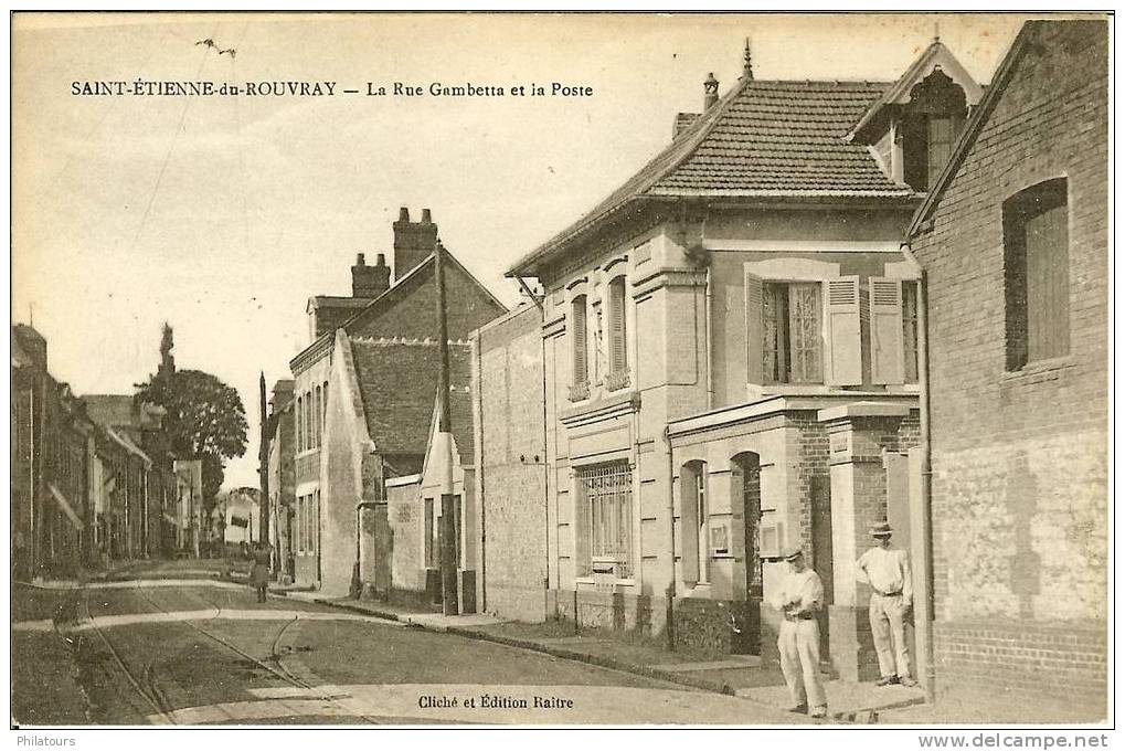 SAINT-ETIENNE-DU-ROUVRAY  -  La Rue Gambetta Et La Poste - Saint Etienne Du Rouvray