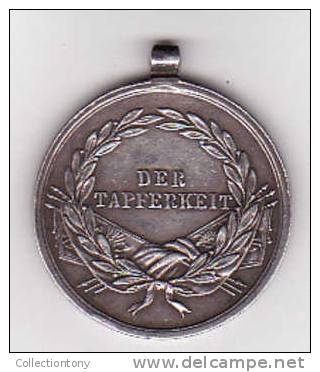 MEDAGLIA AUSTIA FRANZ JOSEPH I DER TAPFERKEIT (IL CORAGGIO) - ARGENTO - DIAM. 31 PESO 17.8 - Altri & Non Classificati