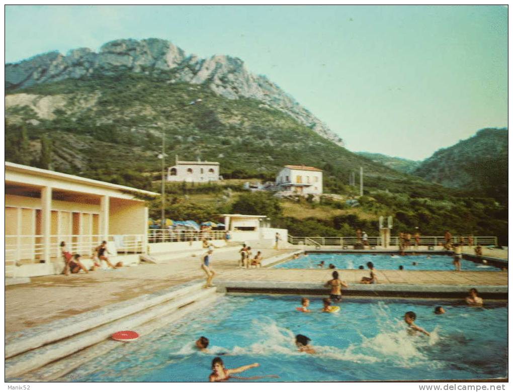 26 - BUIS-les-BARONNIES - La Piscine - Buis-les-Baronnies