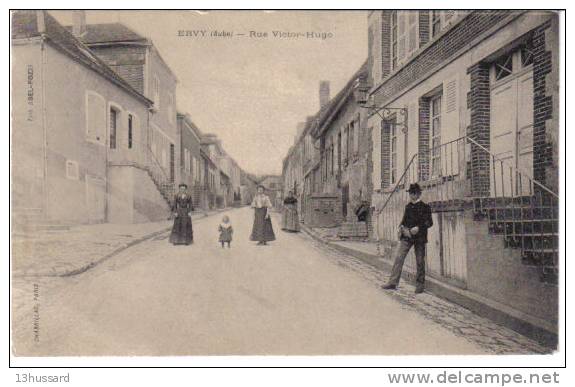 Carte Postale Ancienne Ervy Le Chatel - Rue Victor Hugo - Ervy-le-Chatel