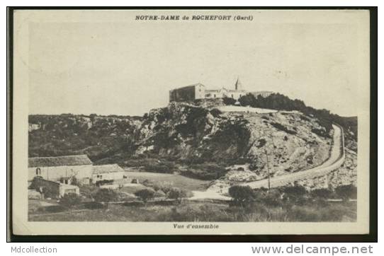 30 ROCHEFORT DU GARD / Vue D'ensemble / - Rochefort-du-Gard