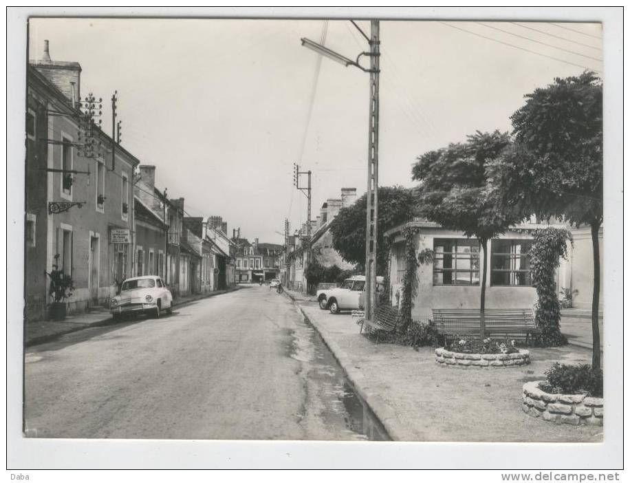 Marolles-les-Braults. Place De La Bascule. - Marolles-les-Braults