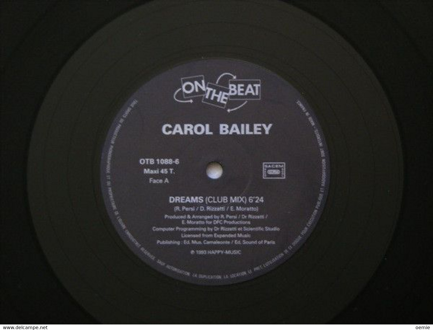 CAROL  BAILEY    °°  DREAMS - 45 Rpm - Maxi-Singles