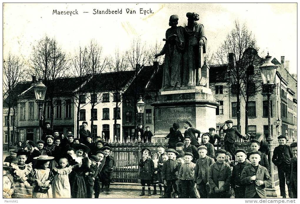 MAESEYCK - Standbeeld Van Eyck - Maaseik