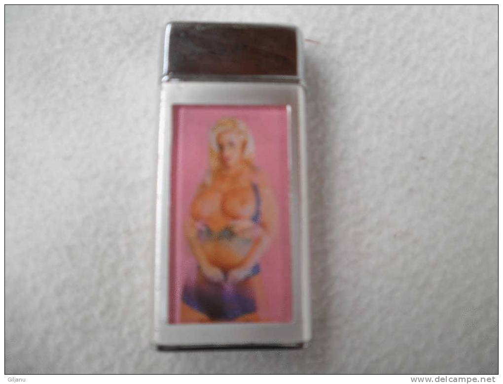 BRIQUET  COQUIN ET LUMINEUX - Andere & Zonder Classificatie