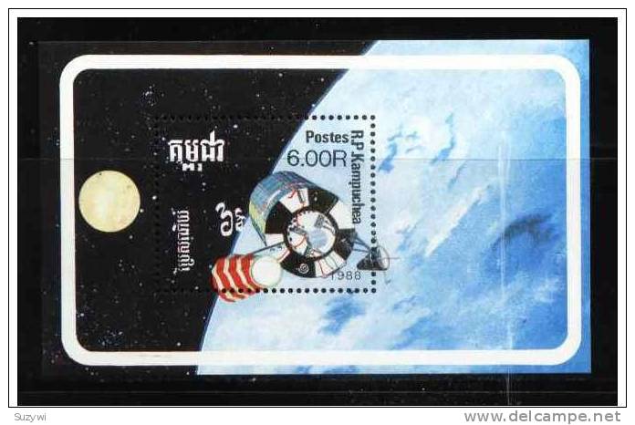 Espace/Space Exploration**Satelite-Bloc/ Sheet- Kampuchea / Cambodia 1988 - Asia