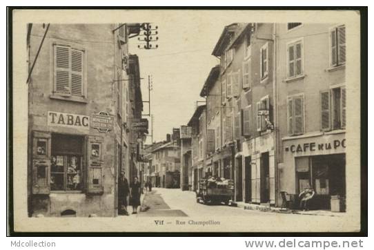 38 VIF / Rue Champollion / - Vif