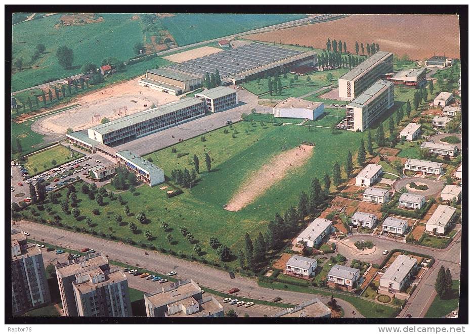 CPM  SAINT QUENTIN  L. T. E. Lycée Technique D´Etat Condorcet  Vue Aérienne - Saint Quentin