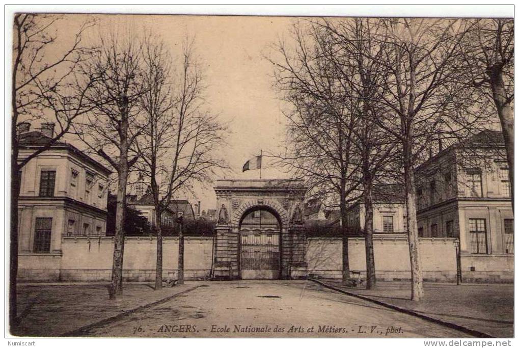 Angers..belle Vue De L'Ecole Nationale Des Arts Et Métiers - Angers