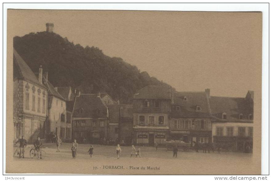 C  5256 - FORBACH   -  57 - Place Du Marché - Belle CPA  - RARE - Animée - - Forbach