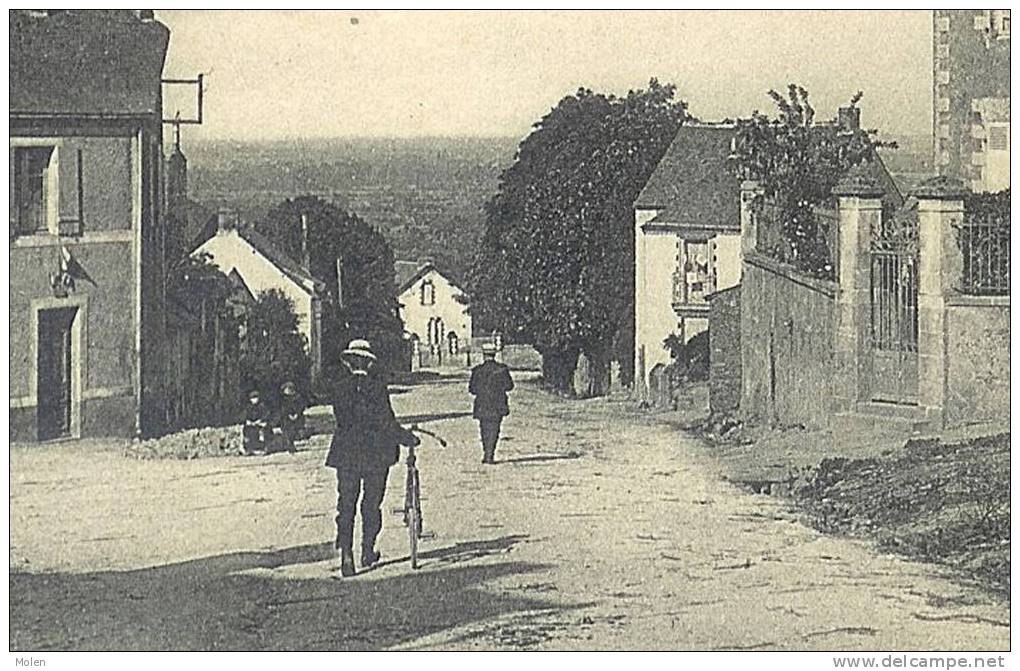 PLACE DE L'EGLISE Et  ROUTE ST-NAZAIRE à SAVENAY  Dept 44 Loire Atlantique  G191 - Savenay