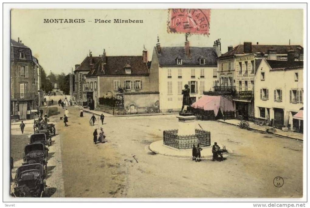 MONTARGIS. - Place Mirabeau - Montargis