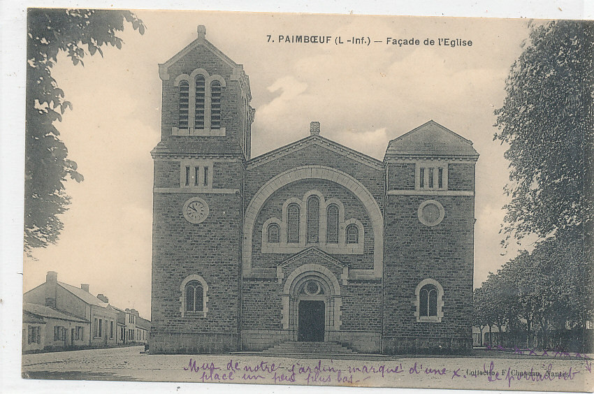 T 757 / CPA  PAIMBOEUF    (44)    FACADE DE L' EGLISE - Paimboeuf