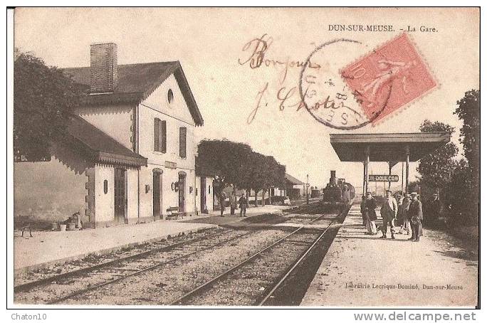 DUN-SUR-MEUSE - La Gare (avec Arrivée Du Train) - Bon état - Dun Sur Meuse