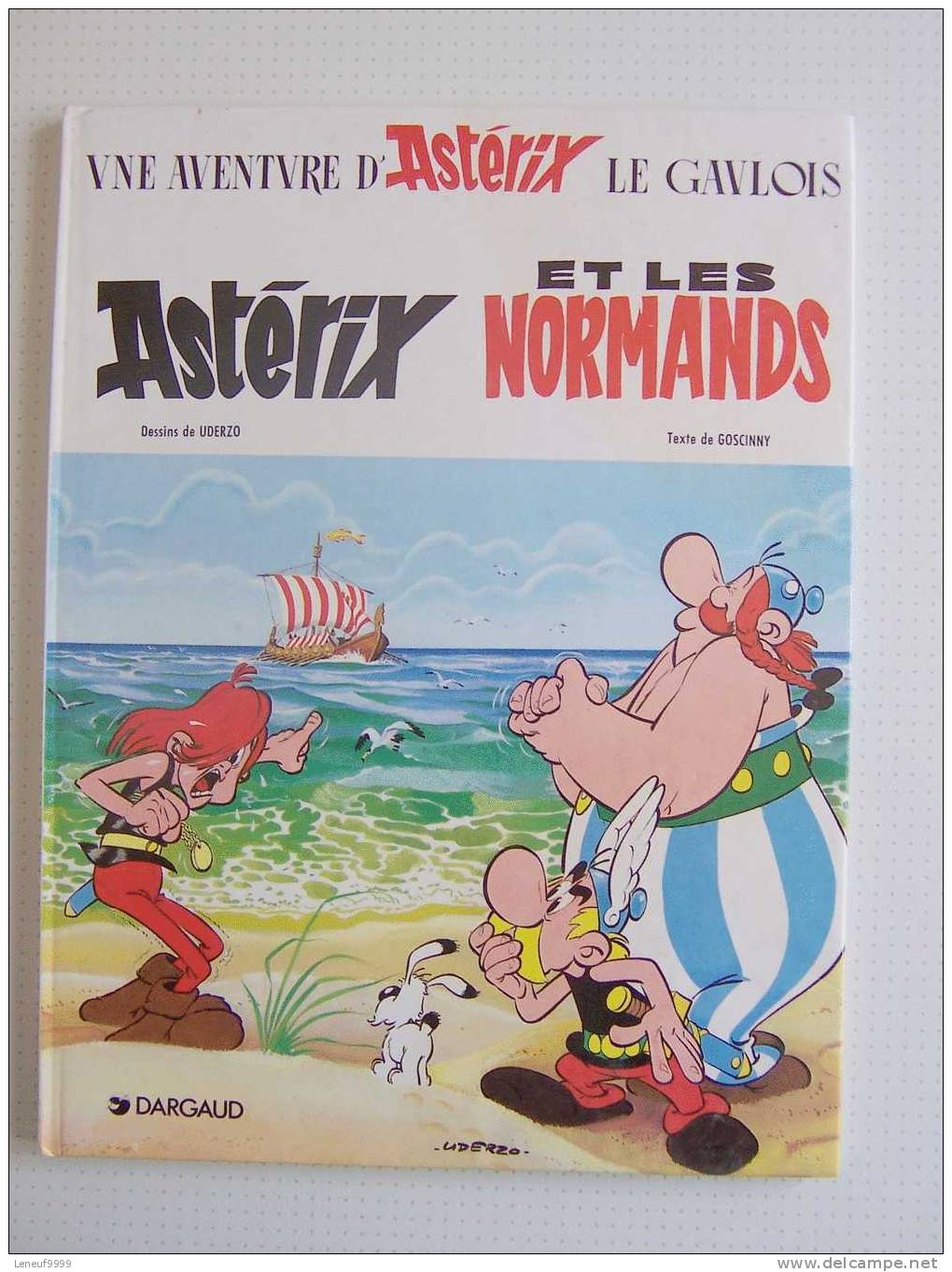 Astérix Et Les Normands De 1991 Avec Des Traces D Humidite (pages Gondolees Et Aureoles ) Ne Gene Pas La Lecture - Asterix