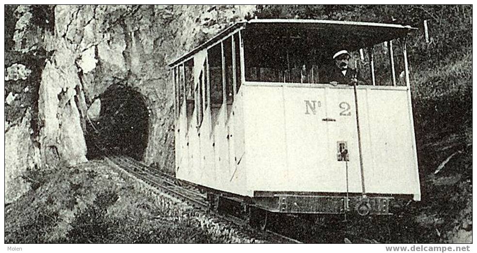 LE FUNICULAIRE DU PIC DU JER Edit Magazin Du Monde Catholique M. Romain -- LOURDES FUNICULAIRE Tramway Train        545 - Funiculaires