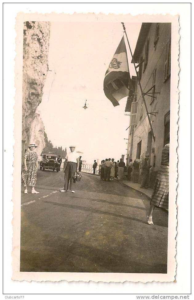 Menton (06): Service, Des Visas Pour Passeport à La Frontière Italienne Au Pont Saint-Louis En 1933 (animée) PHOTO RARE. - Lieux