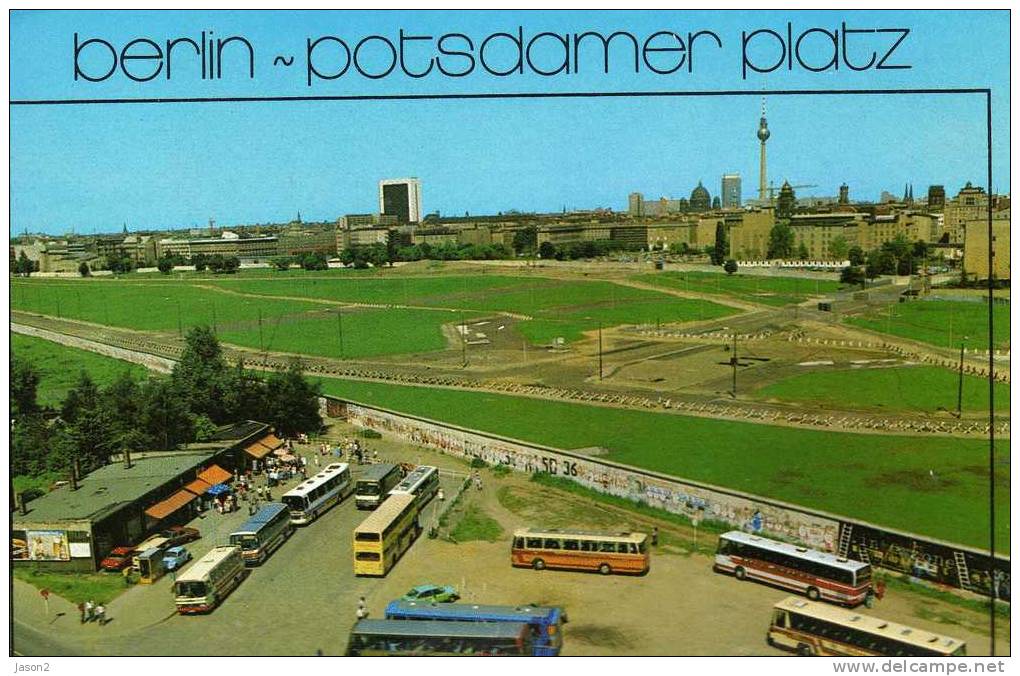 Cpm Autocars A Berlin Potsdamer Platz 1983 - Bus & Autocars