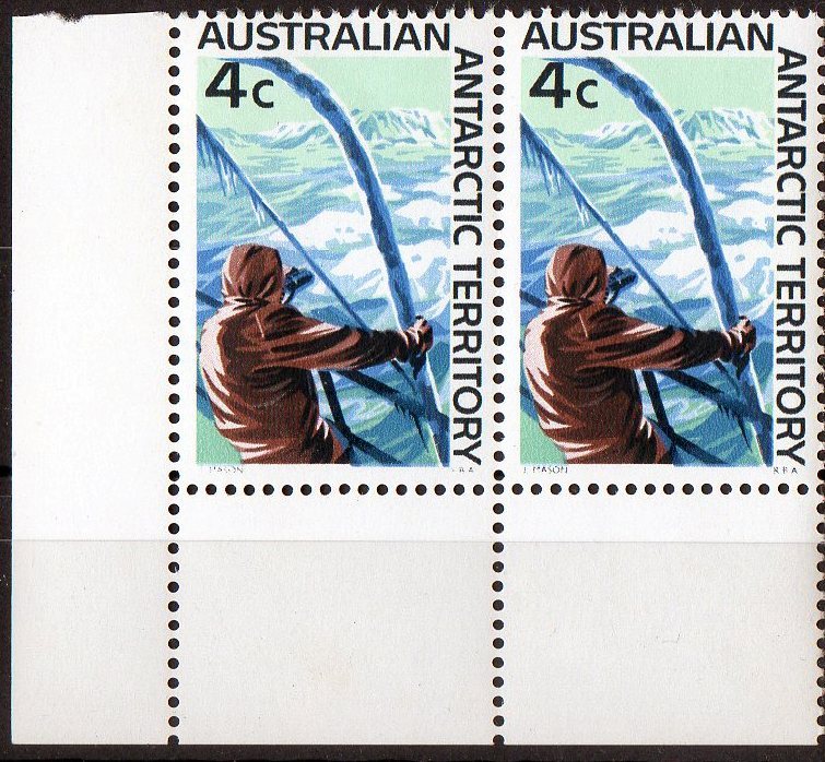 Australian Antarctic 1966 4c Ship, Sailor & Iceberg MNH Pair - Unused Stamps