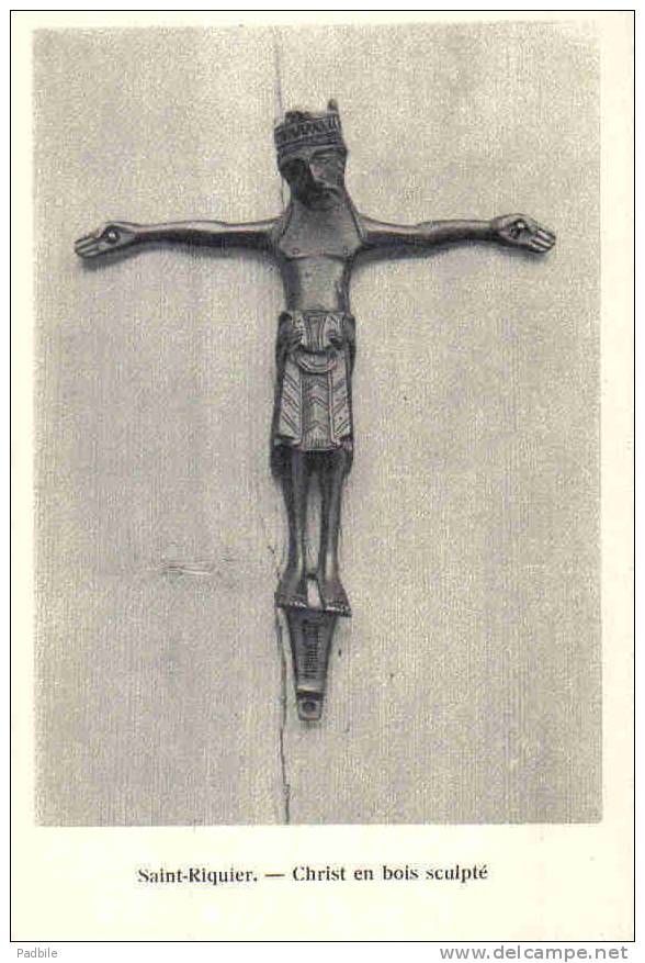 Carte Postale  80. Saint-Riquier  Intérieur De L´église  Le Christ En Bois Sculpté  Trés Beau Plan - Saint Riquier