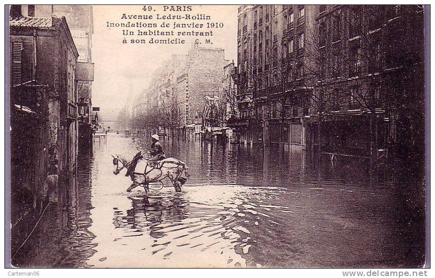 75 - Paris 11 ème - Avenue Ledru-Rollin Inondation De Janvier 1910 - Un Habitant Rentrant à Son Domicile (cheval) - Arrondissement: 11