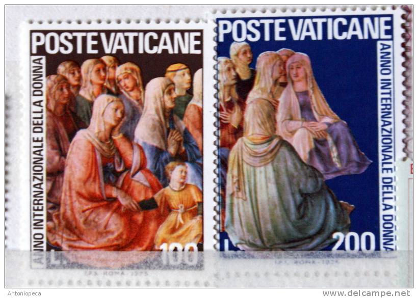 VATICAN 1975  DONNA MNH - Nuevos