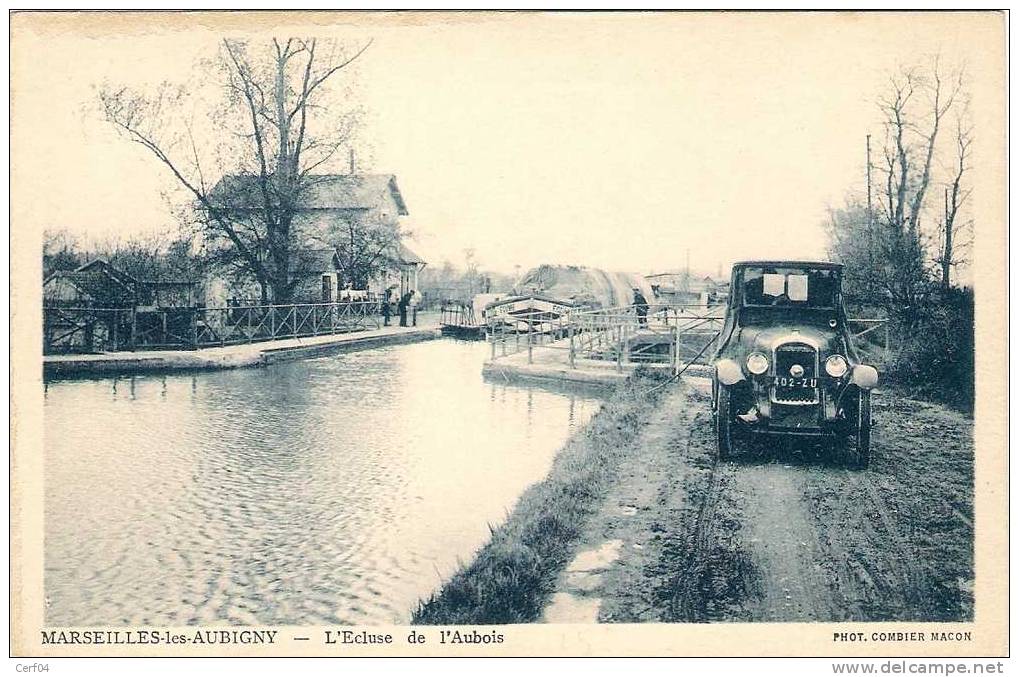 MARSEILLE LES AUBIGNY 18  L´Ecluse De L´Aubois,péniche (voiture Trollet N°402 - ZU) - Houseboats