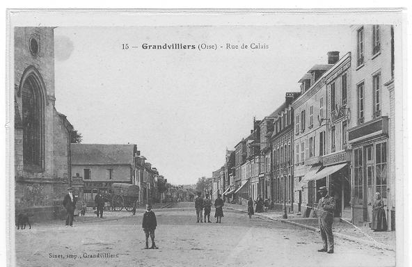 60 // GRANDVILLIERS - Rue De Calais, N° 15, Sinet édit, ANIMEE / ** - Grandvilliers