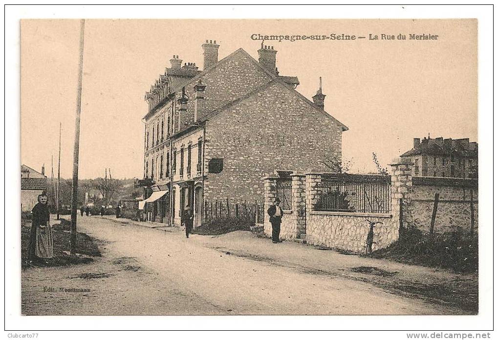 Champagne-sur-Seine (77) :  Rue Du Meurisier Environ 1920 (animée). - Champagne Sur Seine