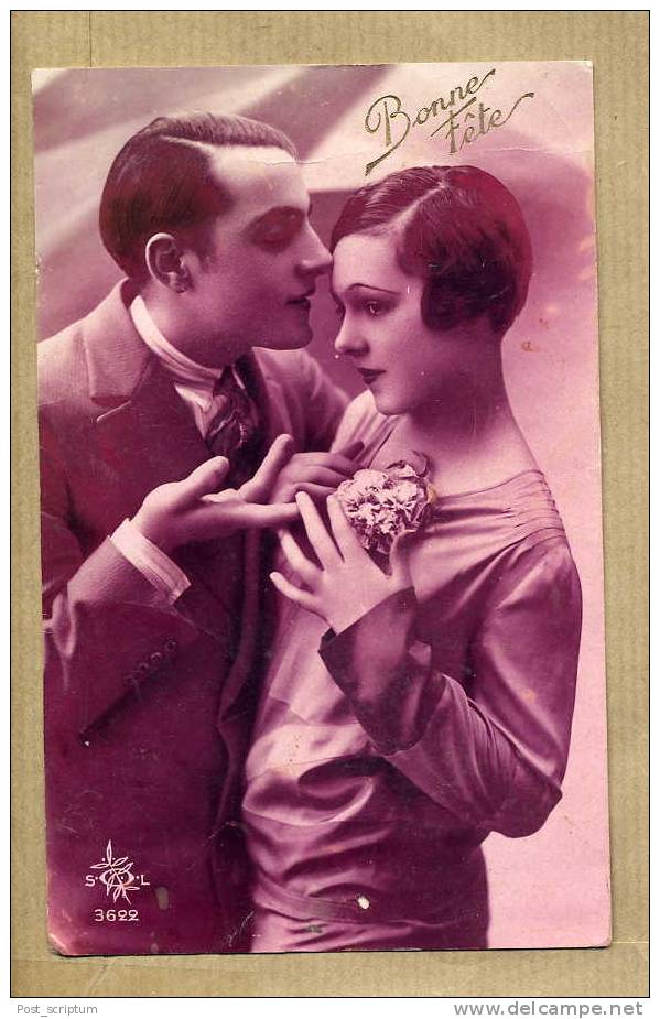 Fête Carte De Bonne Fête Représentant Un Couple - Valentinstag