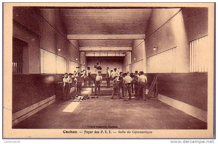 94 - Cachan - Foyer Des P.T.T - Salle De Gymnastique - Cachan