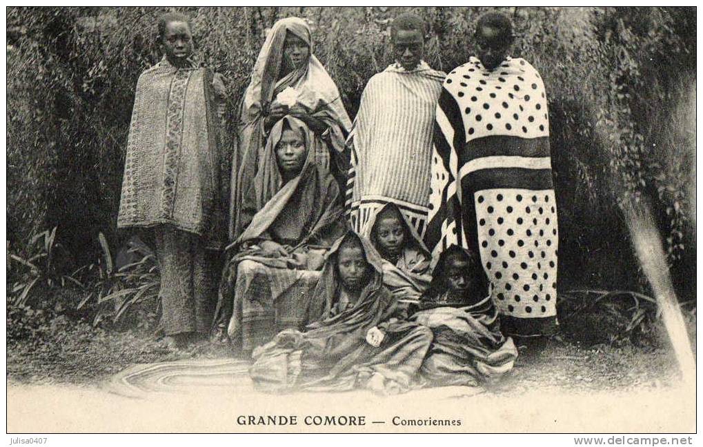 GANDE COMORE Types De Comoriennes - Mayotte