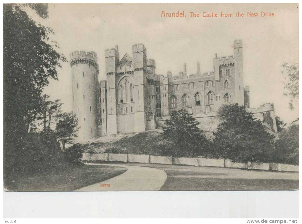 Cp , ANGLETERRE , Sussex , Arundel , The Castle From The New Drive - Arundel