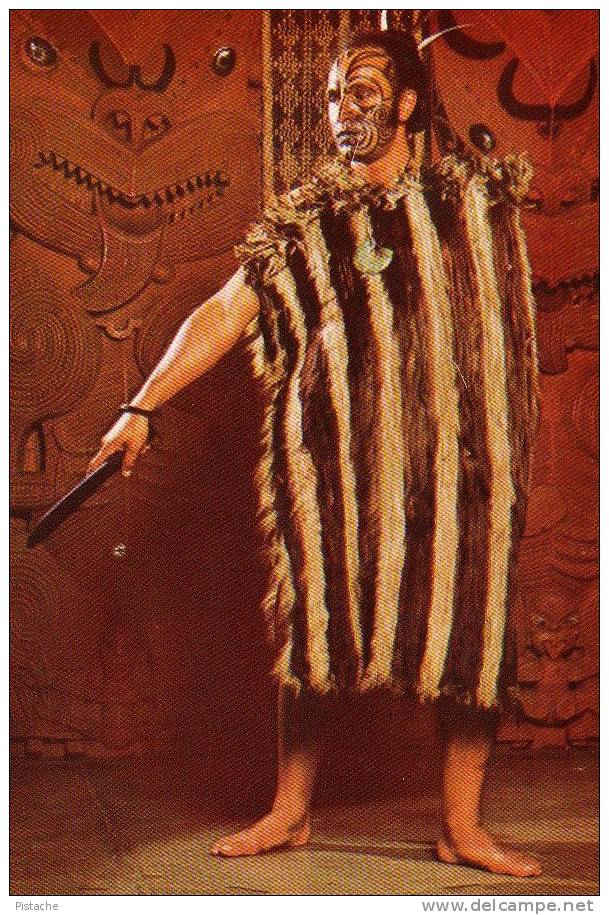 New Zealand Nouvelle Zélande - Maori Costume Traditional  - VG Condition - 2 Scans - New Zealand