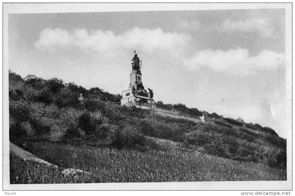 6823    Germania  Nationaldenkmal  Auf Dem  Niederwald  NV - Ruedesheim A. Rh.