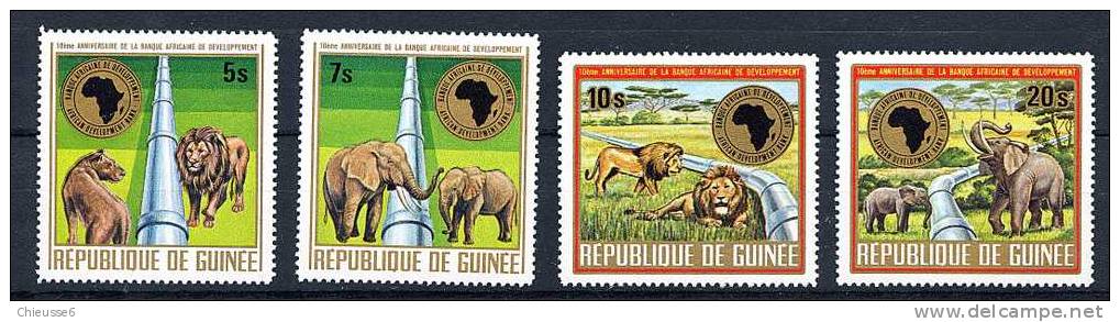 Rep. Guinée ** N° 551 à 554 - Lions - Elephants - Animaux D'Afrique - Guinea (1958-...)