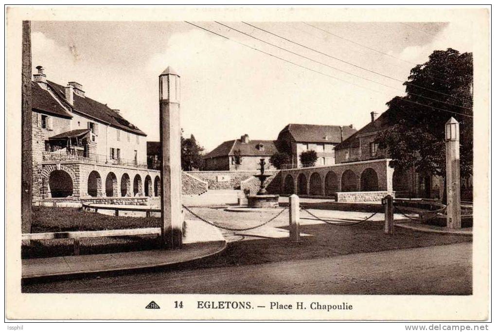 Egletons - Place Henri Chapoulie - Egletons