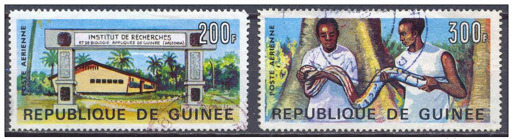 Guinée Poste Aérienne YT N°69/70 Institut De Recherches Et De Biologie Appliquée Oblitéré ° - Guinea (1958-...)