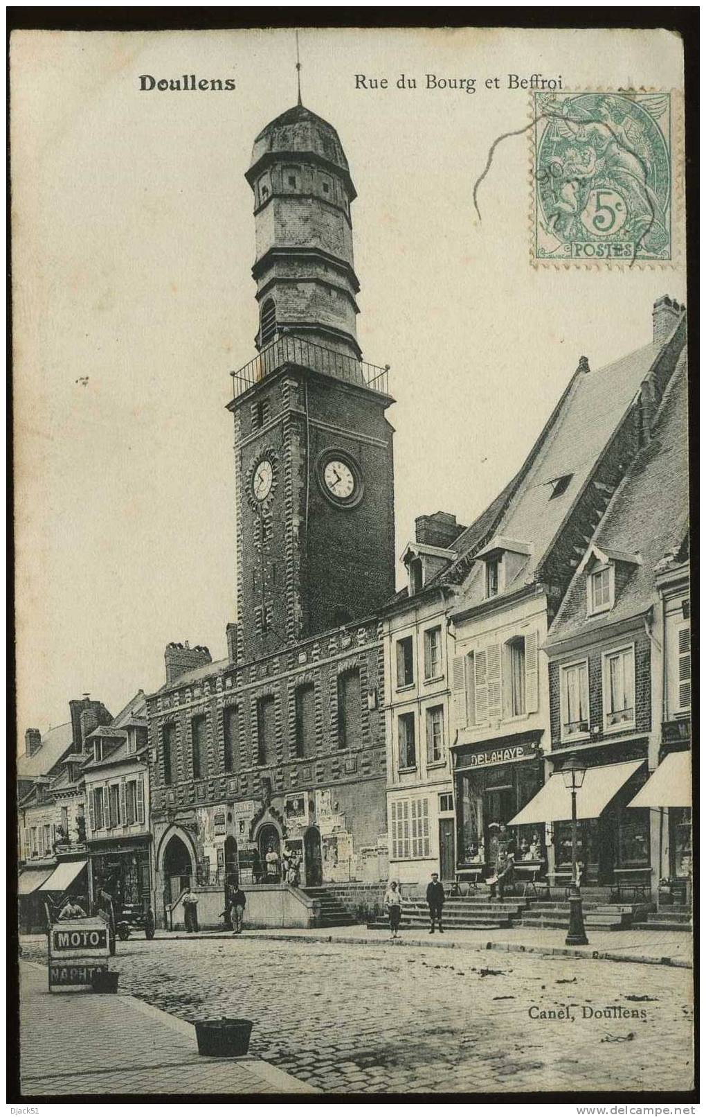 Doullens - Rue Du Bourg Et Beffroi - 1906 (Animation) - Doullens