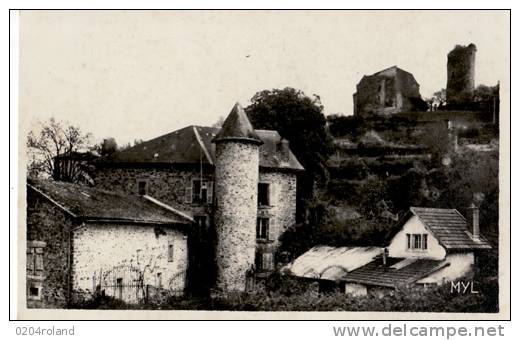 Chalus - Vue Du Château : Achat Immédiat - Chalus